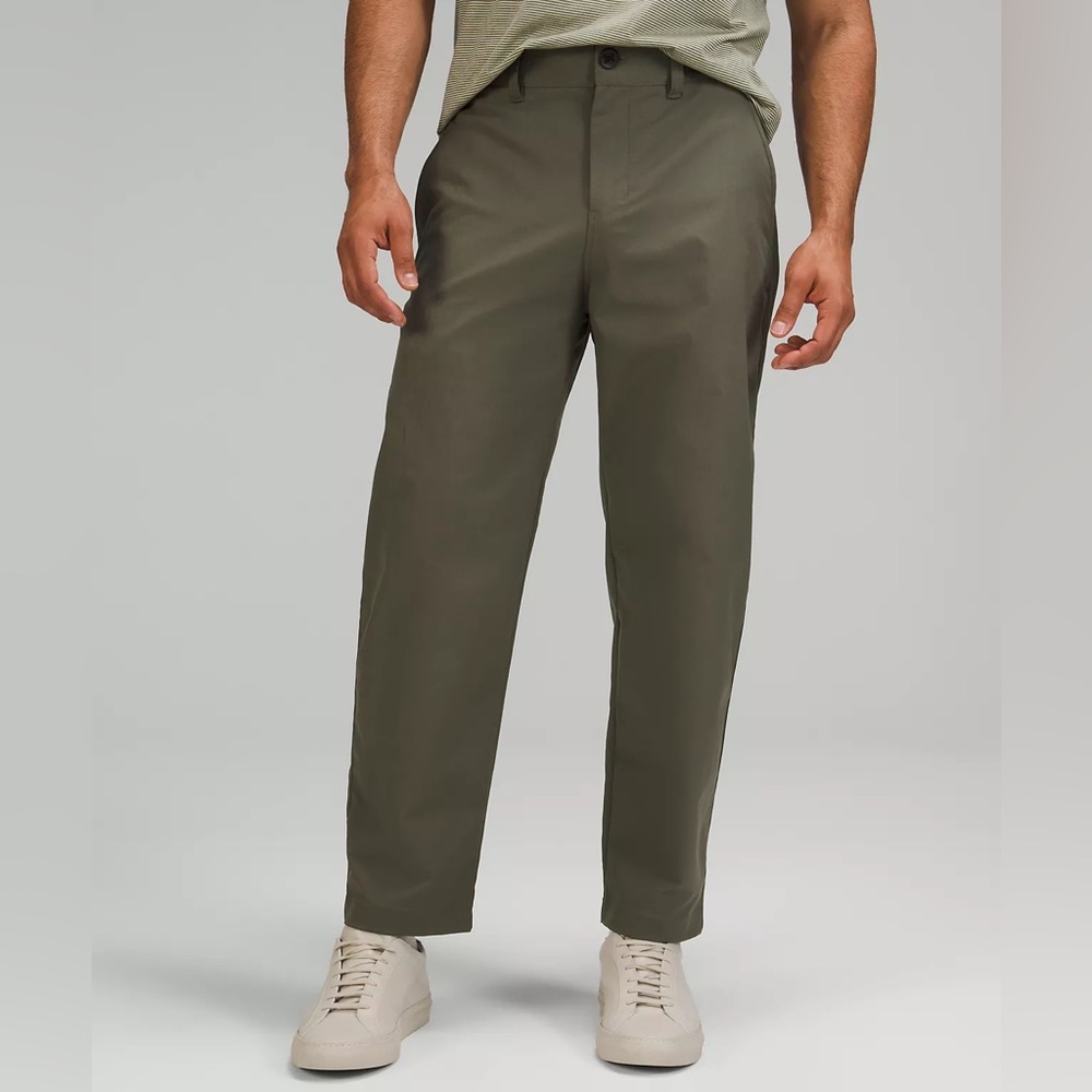 Lululemon Relaxed Tapered Trouser size 35x28